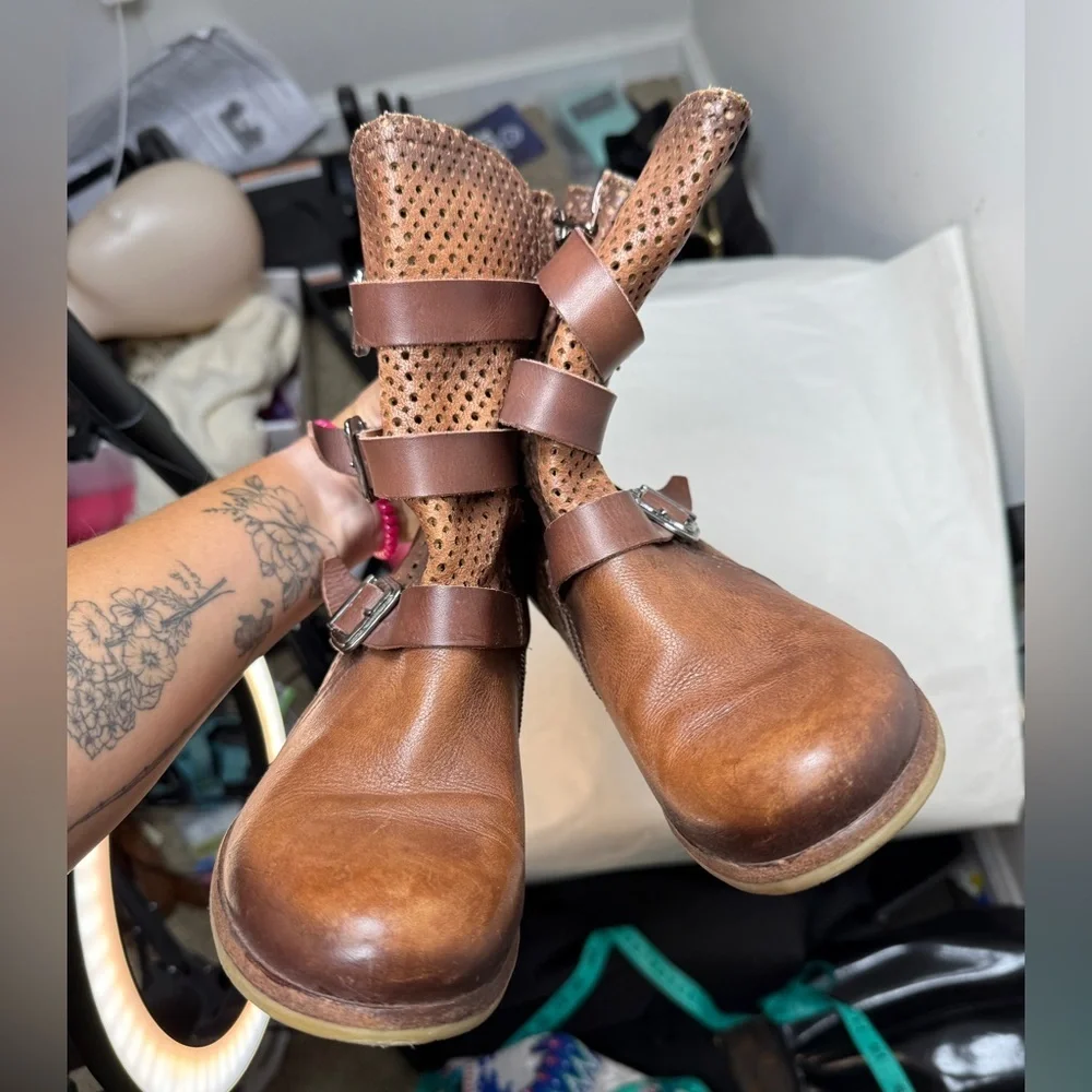 Gelmini Girls Laser Cut Leather Calf Boots Made in London Sz 36 or US 4